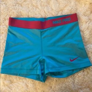 Nike pro shorts 3 inch
